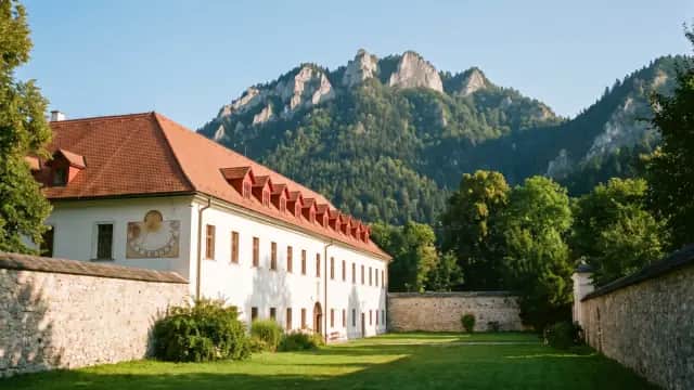 Czerwony Klasztor (Červený Kláštor)